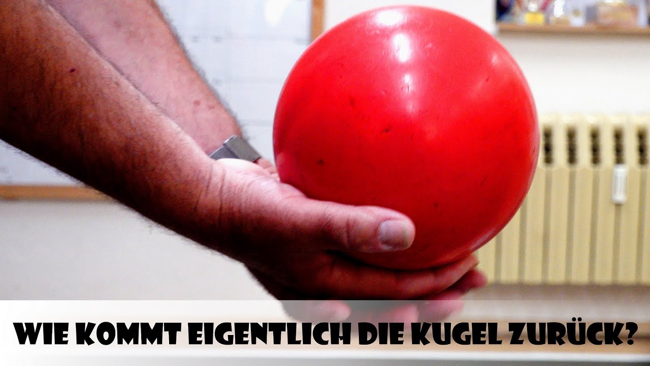Wie kommt beim Kegeln eigentlich die Kugel zurück?