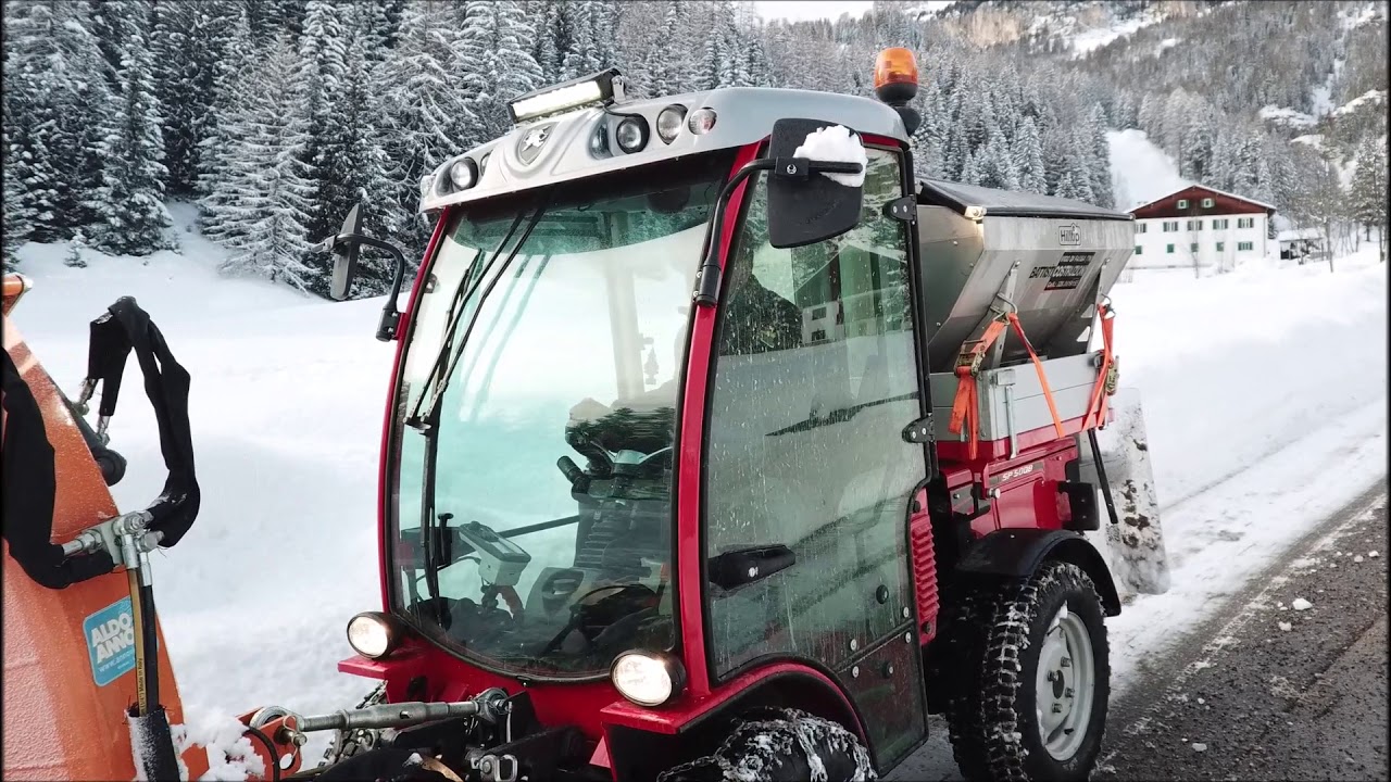 Allargamento strada con Antonio Carraro 5008 sp