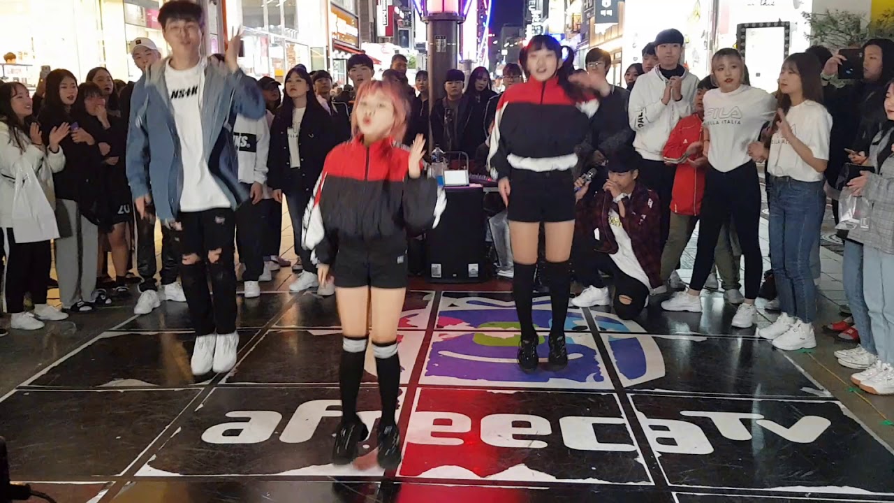 181021 아이돌 - 춤추는 곰돌 청주 버스킹 직캠ㅣIdol - AF STARZ Cheongju Seongan-gil busking fancam