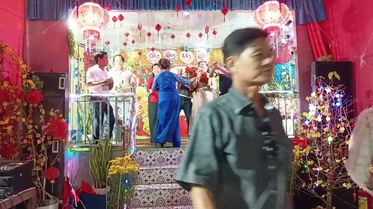 LOI TO TINH DÊ THUONG, ANH PHUONG NHÂN VA CHI SUONG