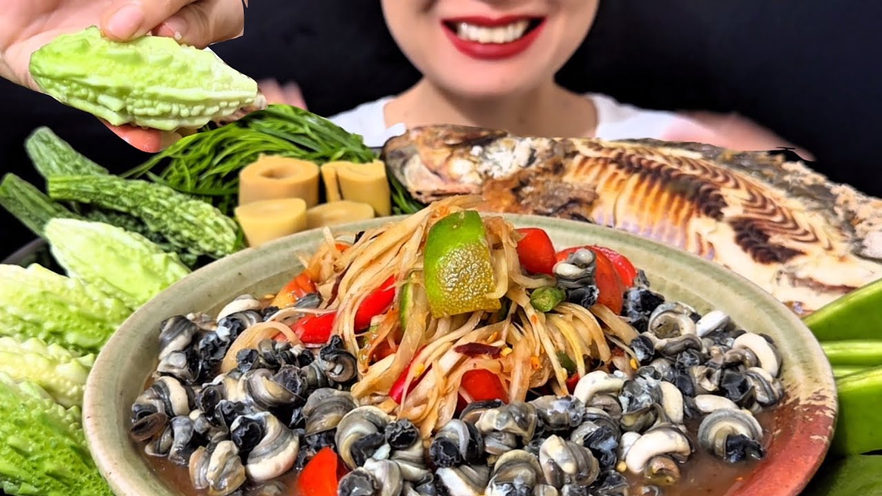 Thaifood ASMR ส้มตำหอยจุ๊บ ปลาเผา มะระสีขาวกรอบ ๆPapaya salad with snails,grilled fish MUKBANG show