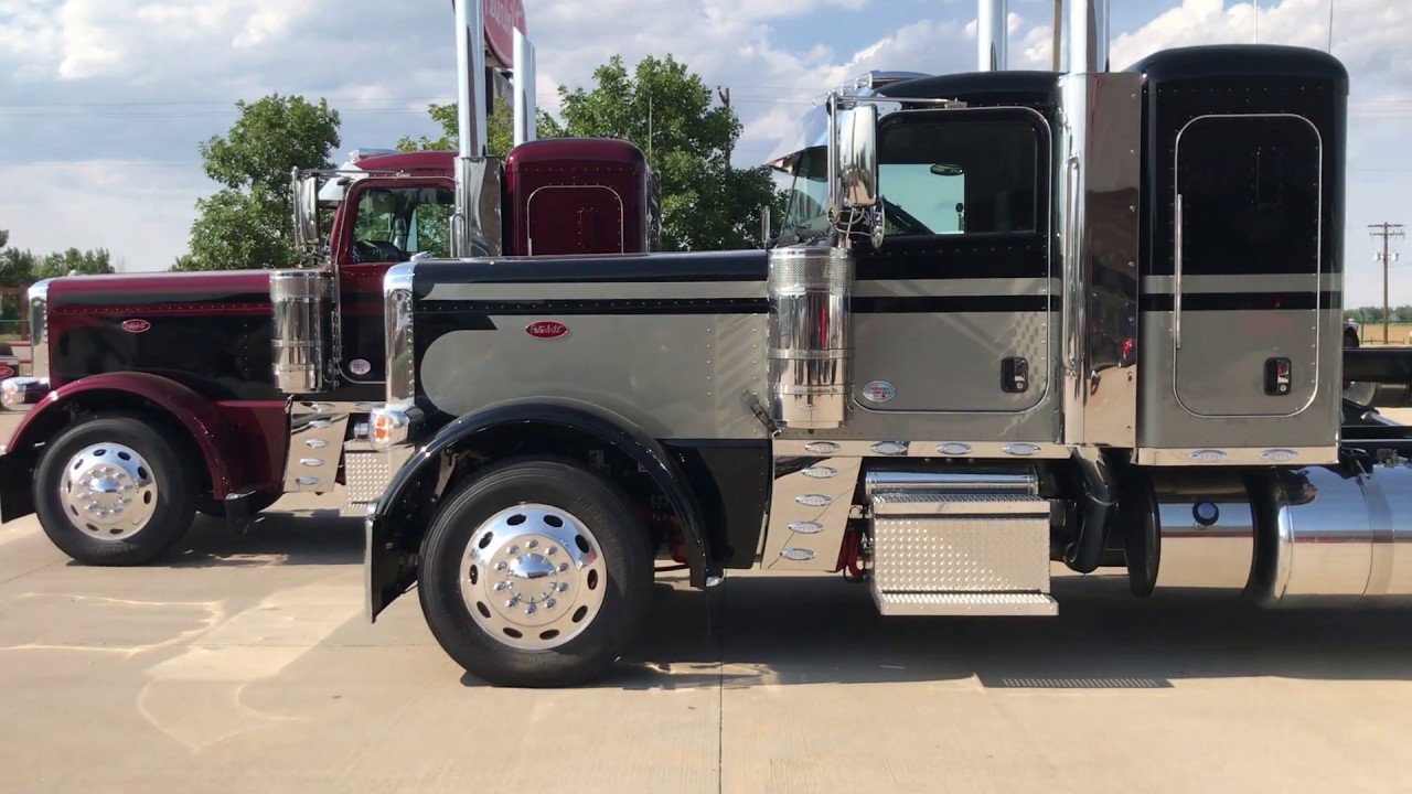 (2) 2020 Peterbilt 389 44