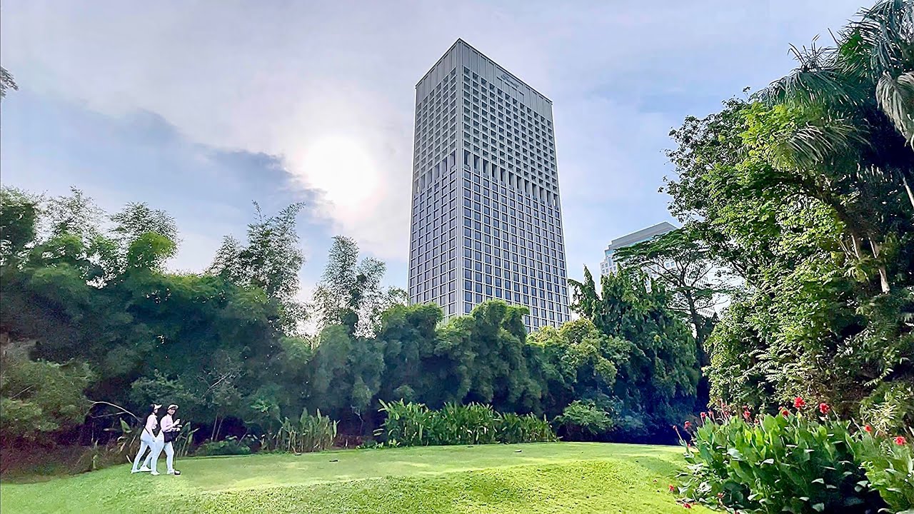 PLAY GOLF AT SENAYAN GOLF CLUB REVIEW DAYTIME WEEKDAYS @ Senayan Central Jakarta Indonesia 🇮🇩