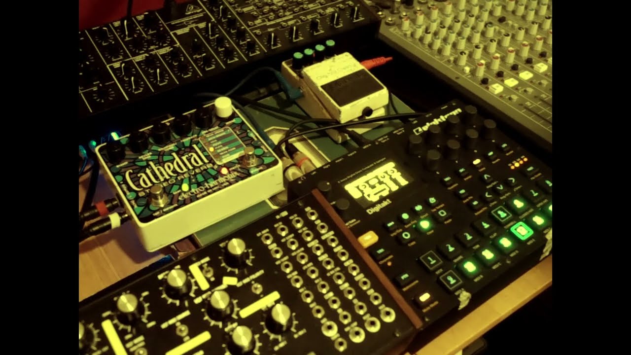 Jamuary 2026 Day 14 - synth / groovebox / pedals
