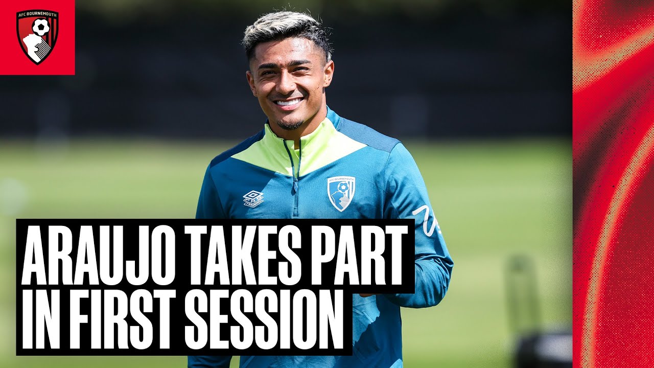 Day One on the training field! | Julián Araujo gets to work in his first session