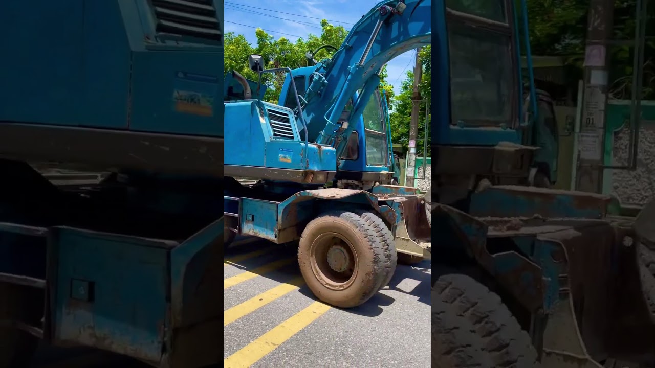 M&aacute;y x&uacute;c kobelco Taiyo sk125 xanh ngắt #mayxuc #excavator #xcavator #excavatortruck