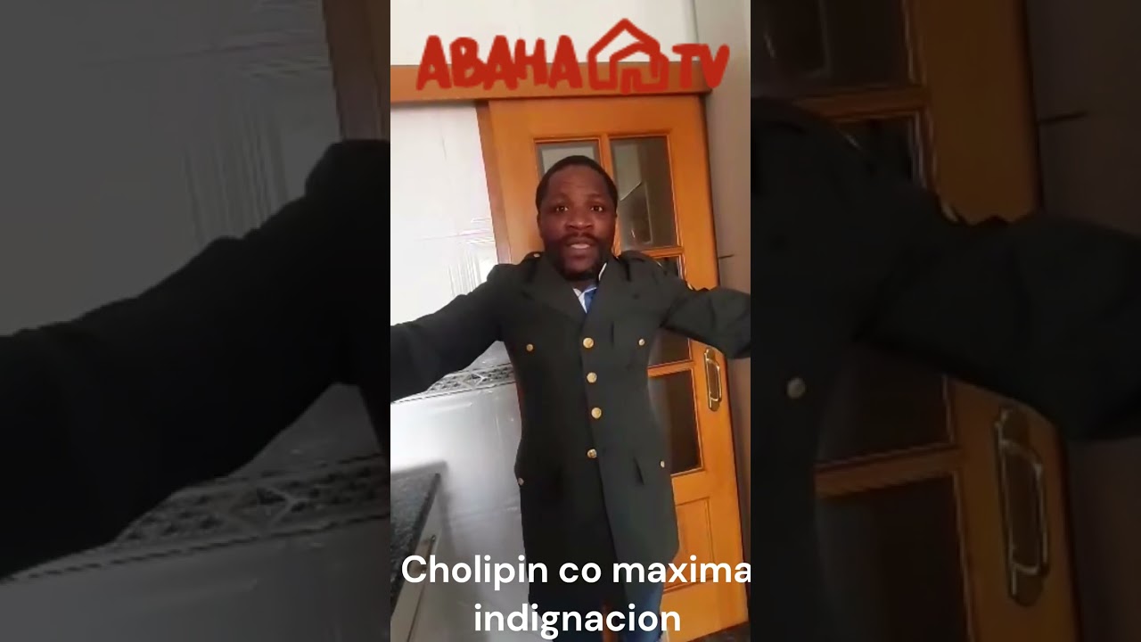 Joven guineano super  indignado