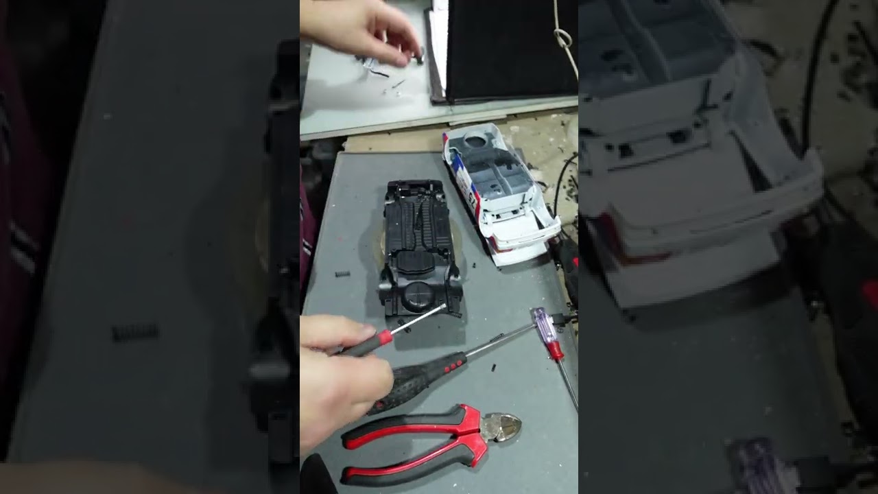 Ford Escort MK3 Race 1:18 SunStar