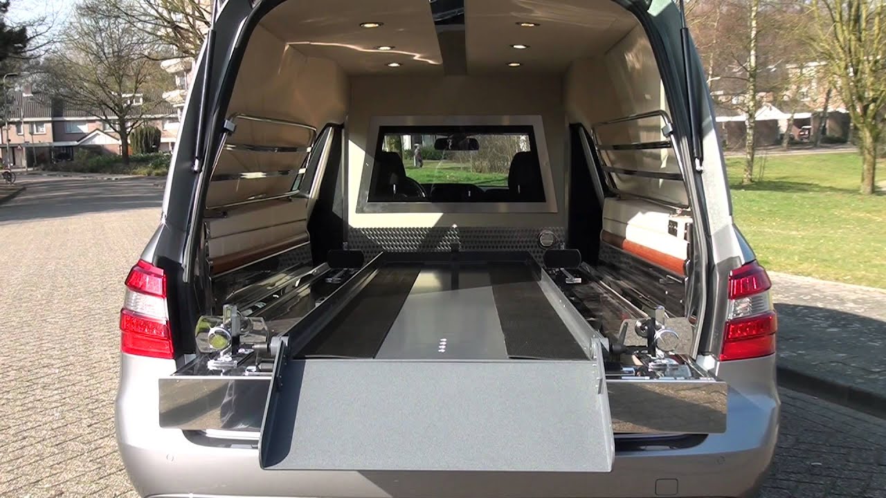 Mercedes Benz E220 CDI Begrafenisauto Landau uitvoering
