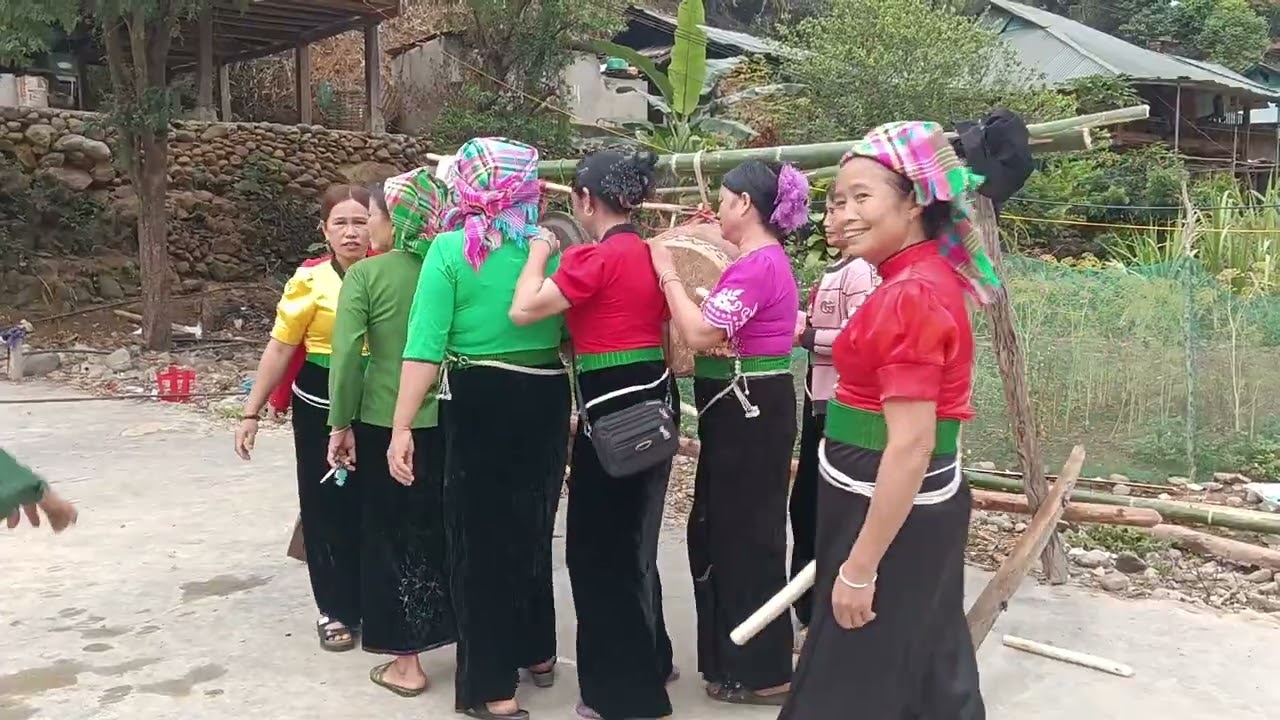 Ngày thết Bản chưa hạng 