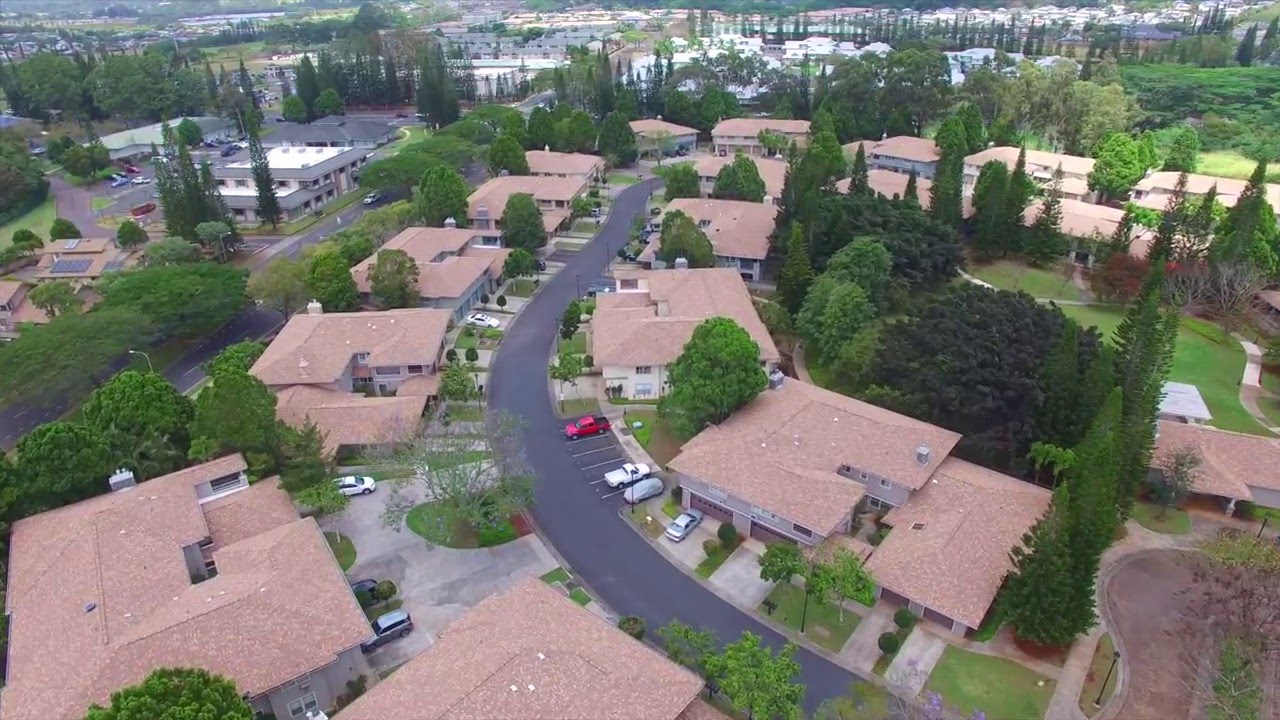 Aerial Tour of Hampton Court Townhomes in Mililani Mauka