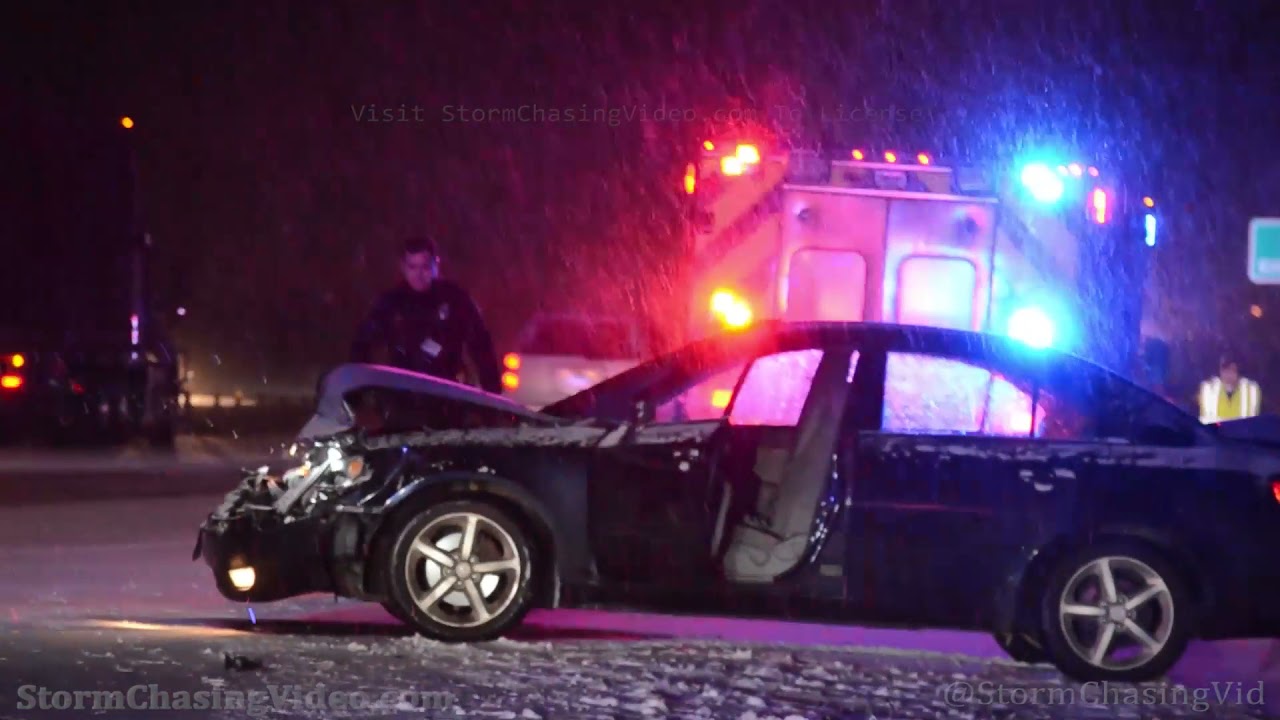 Light Snow Causes Slick Conditions Eagan, MN - 12/3/2021