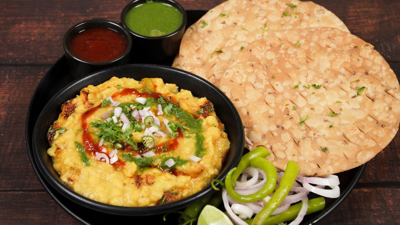 Dal Pakwan- A Popular Sindhi Street Food | Sindhi Breakfast