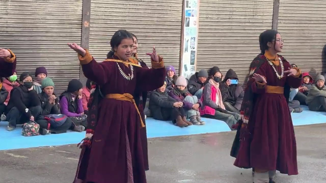 || Cultural Show presented by Students from Tungri || at padum Market