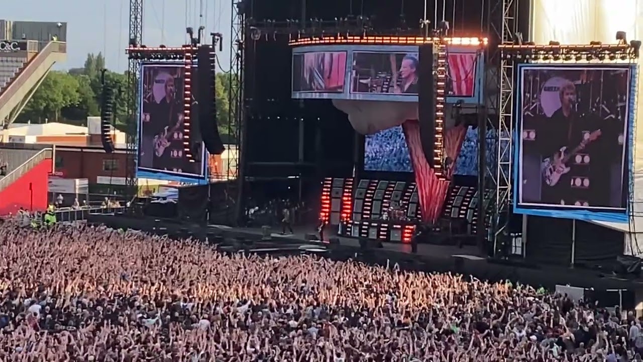 Green Day When I Come Around Live@Manchester Old Trafford Cricket Ground The Saviors Tour 21/06/2024