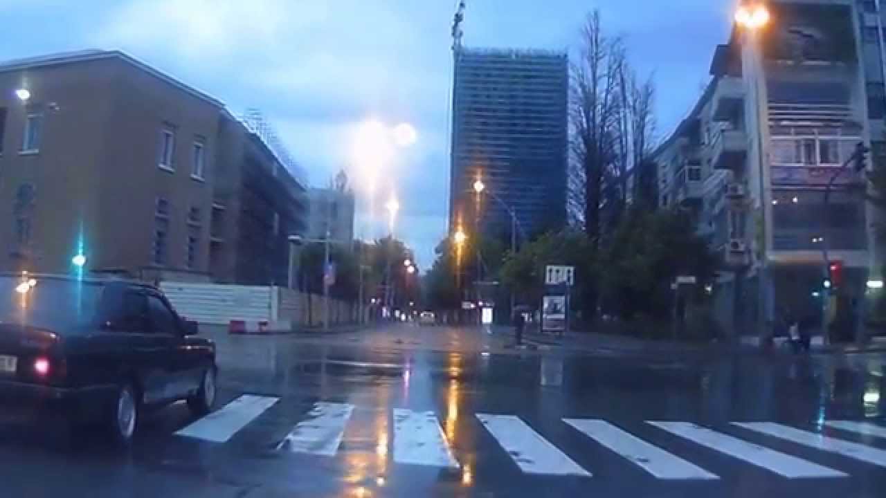 Tirana maj 2014 zogu i zi-rr.e durresit -kafe flora - shallvaret--