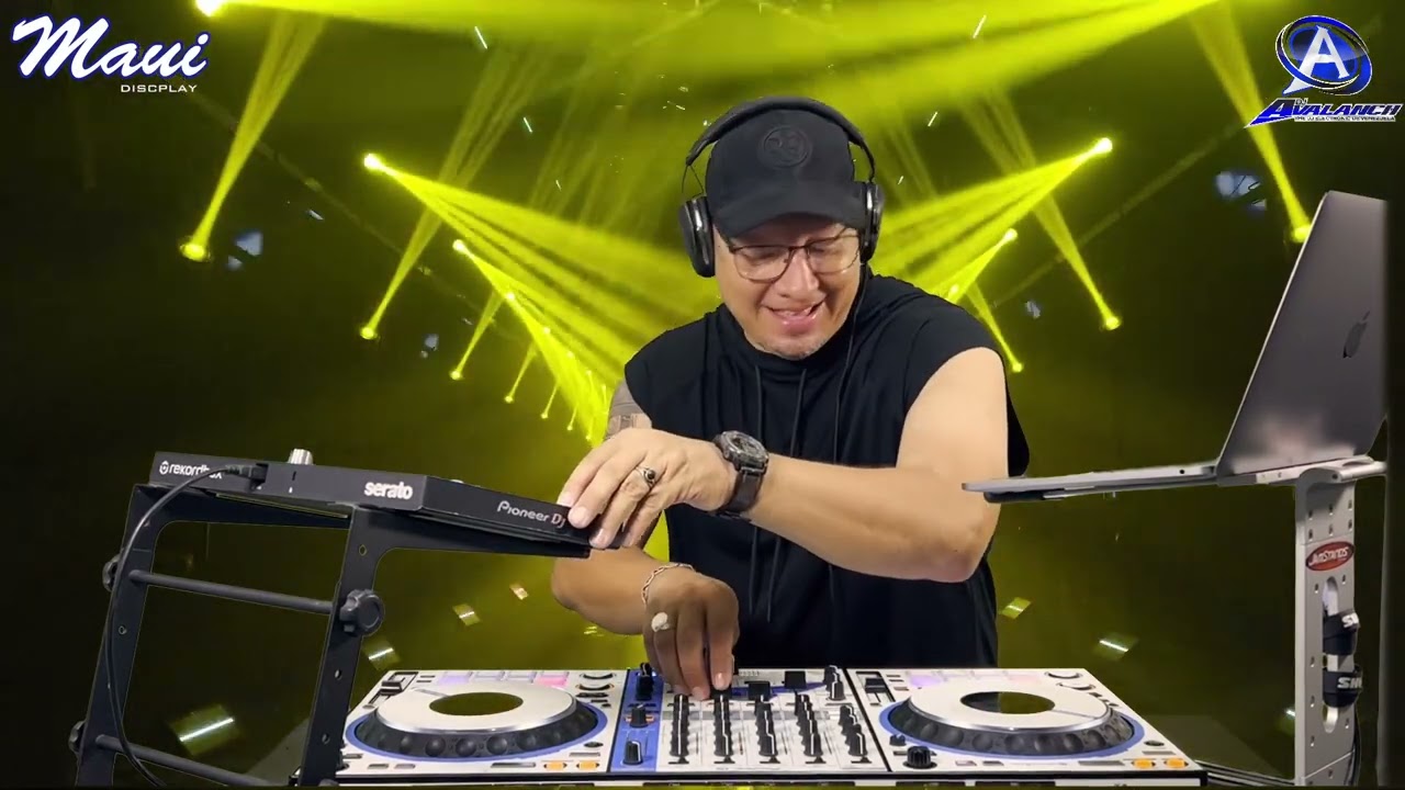 MAUI DISCPLAY.  AFRO HOUSE CON DJ AVALANCH