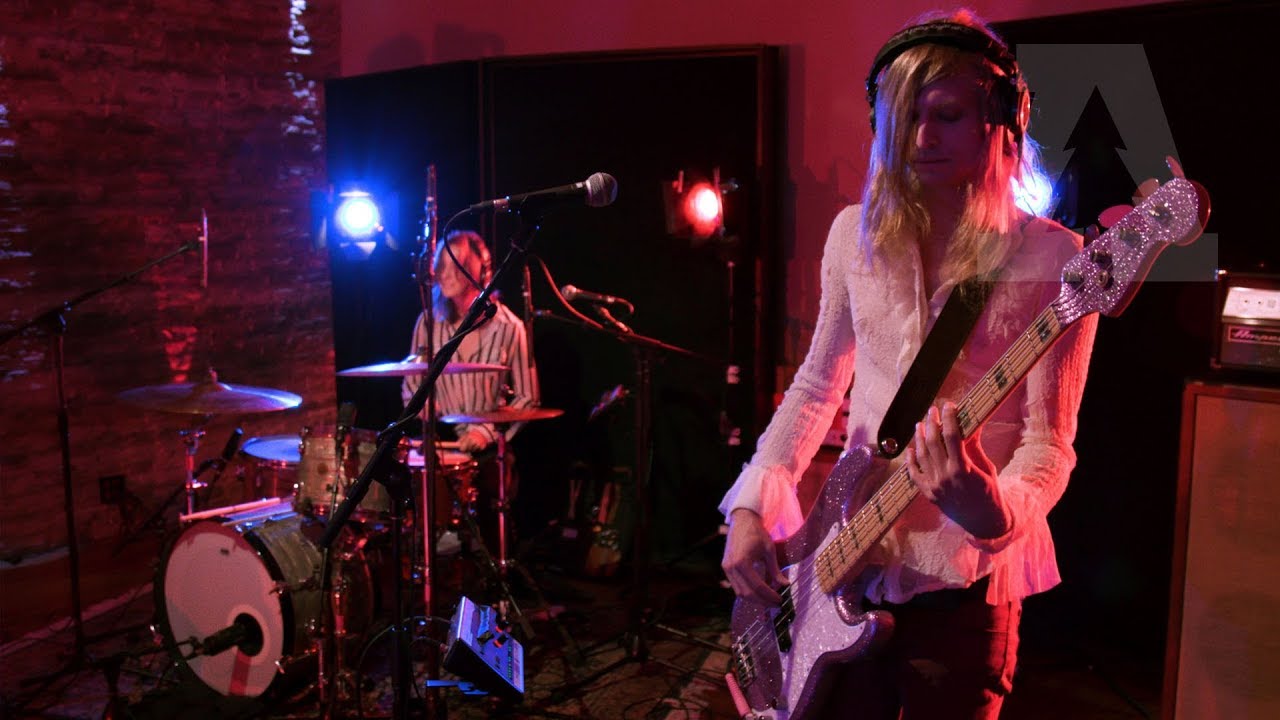 Starbenders - Closer Than Most / Zero | Audiotree Live