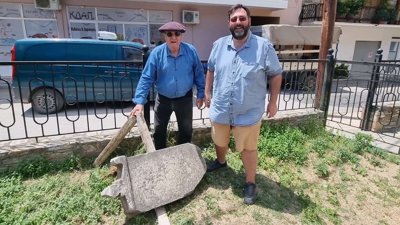 Σημαντικοί Γάλλοι αρχαιολόγοι στο Δαμάσι - Μελετούν αρχαια ευρήματα - Τι λένε για αυτά και το κάστρο
