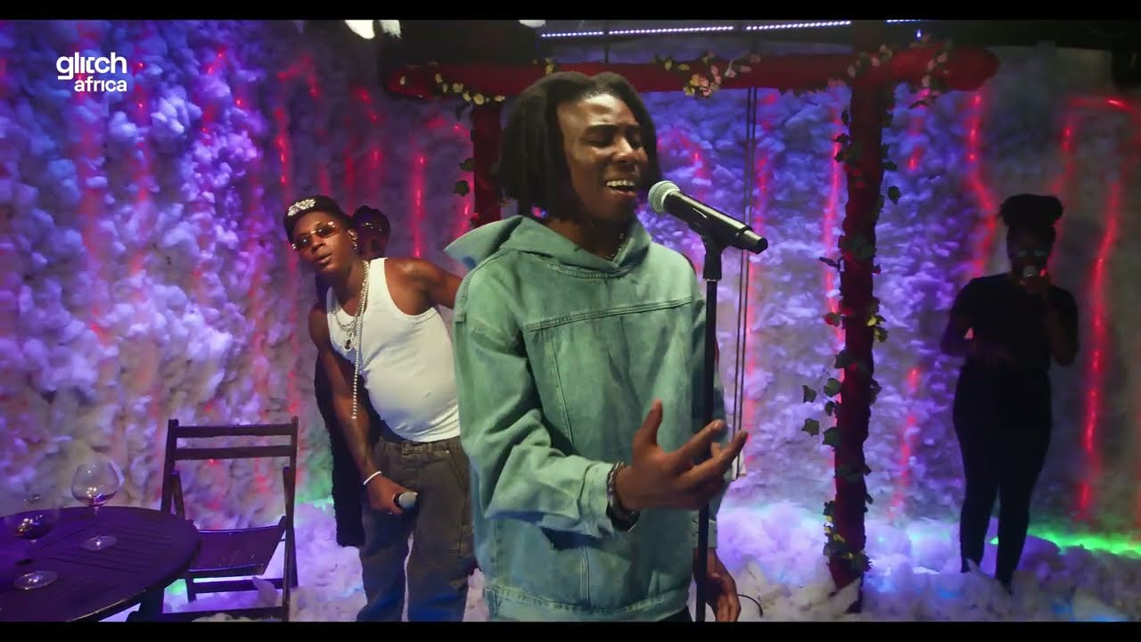 Fola , Bella Shmurda - Who Does That | Glitch Sessions