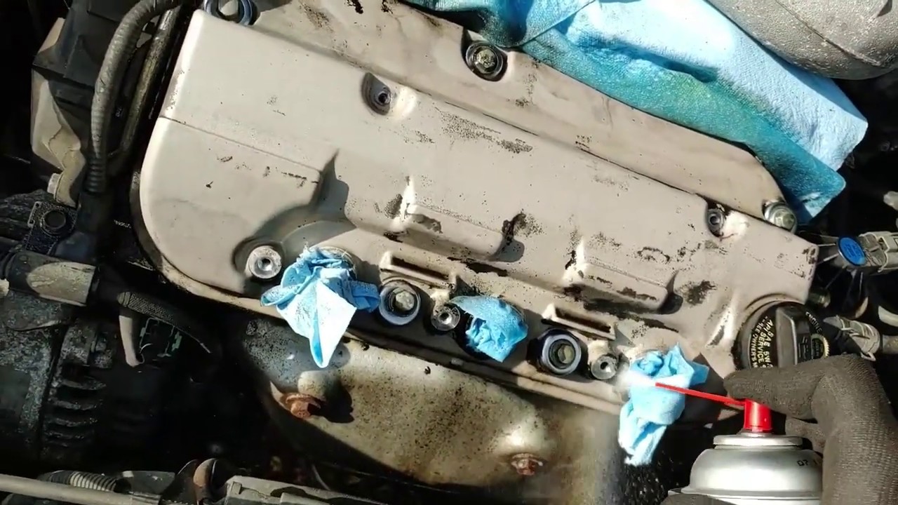 DIY How to Replace 2001 Honda Accord V6 Valve Cover Gasket Easily!
