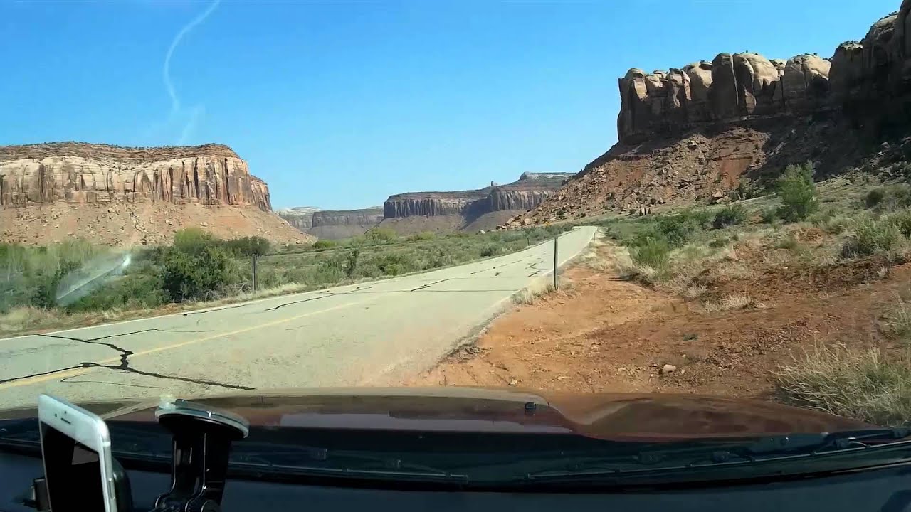 Driving Around the American Southwest - Day 9 - Canyonlands Needles to Monument Valley