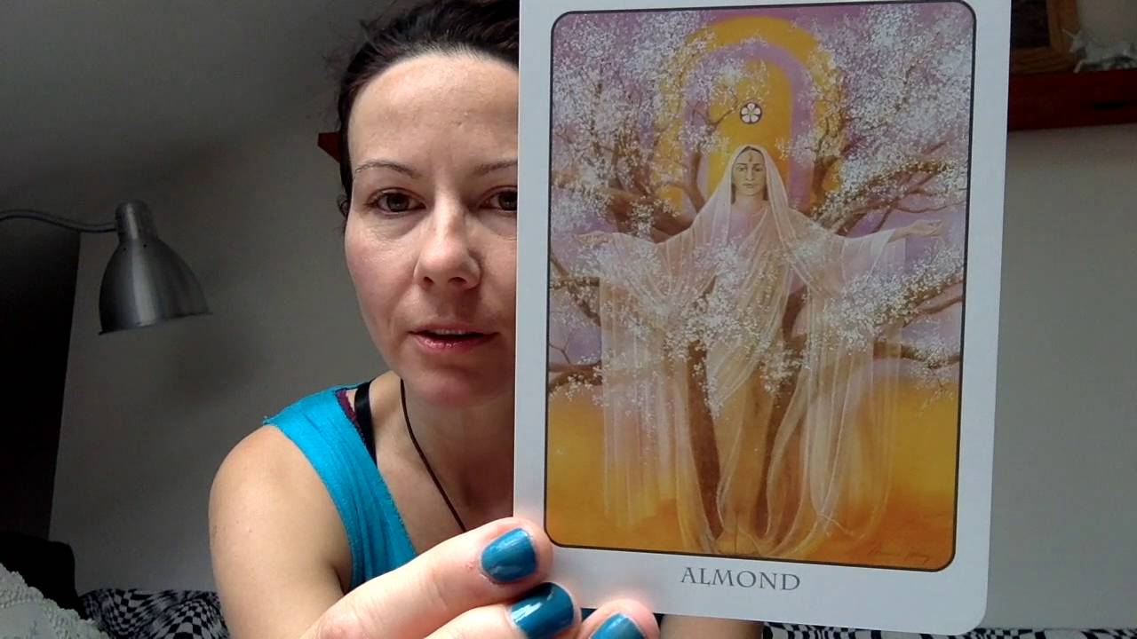 Tree Angel Oracle deck- full flip through