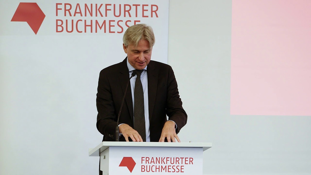 Direktor Juergen Boos h&auml;lt seine Rede auf der Frankfurter Buchmesse 2017