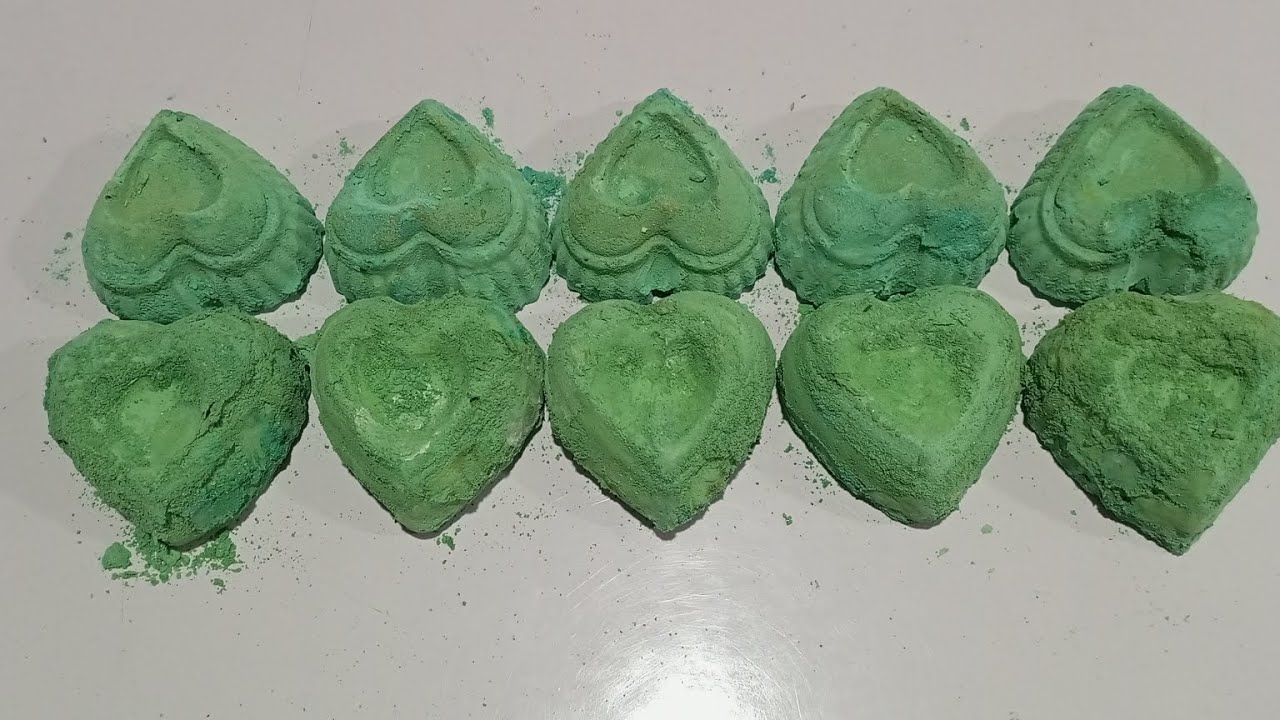 💚💚💚Melting Green Gym Chalk Hearts Crush | Homemade Gym Chalk | ASMR | Oddly Satisfying | Sleep Aid 