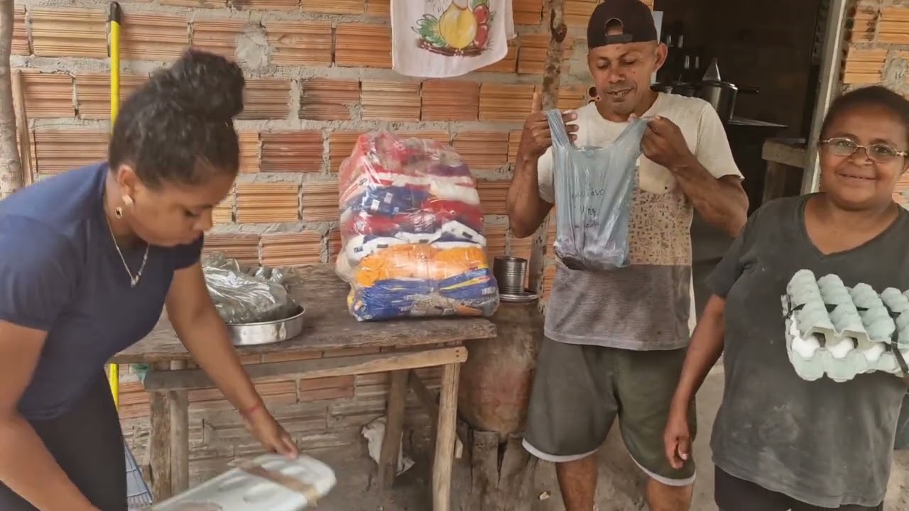 MUITO EMOSSAO E FELICIDADE NA CASA DA DONA PRETA E ZÉ DO POÇO CHEGOU UMA GRANDE COMPRA 