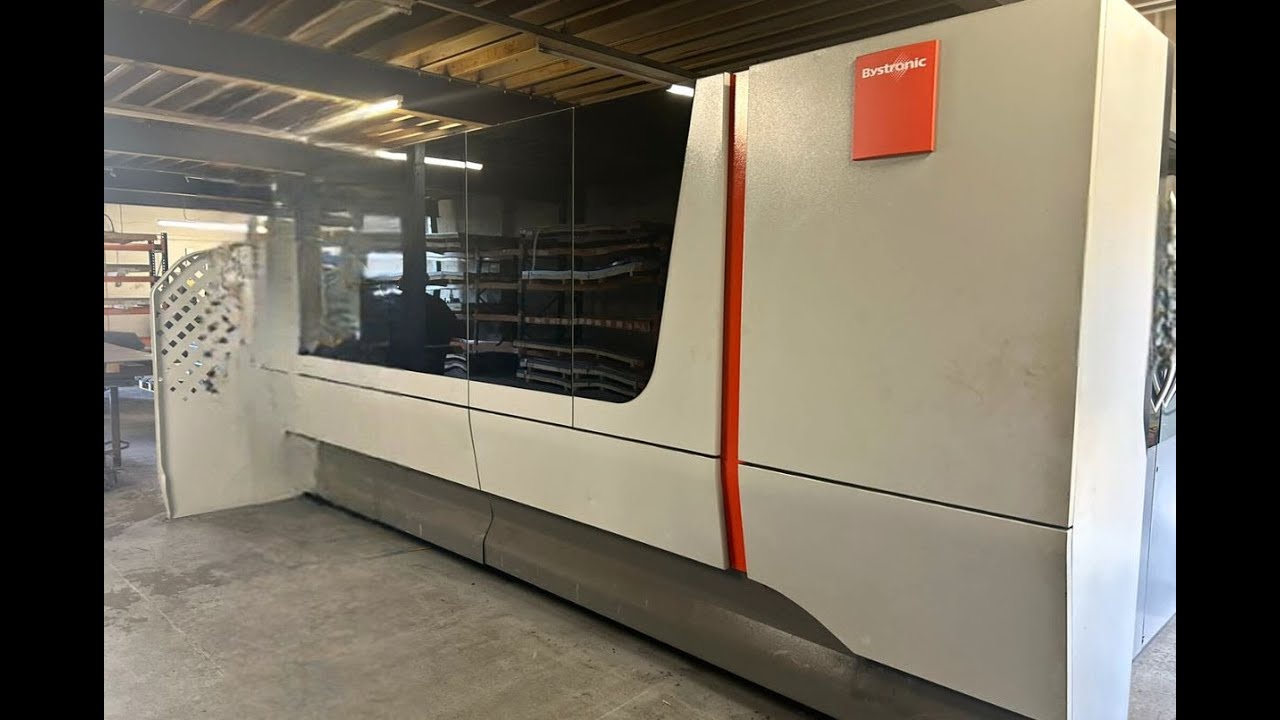 BYSTRONIC mod. BYSMART Fiber 1530 - Taglio Laser in Fibra con cambio pallet  - d'occasione -