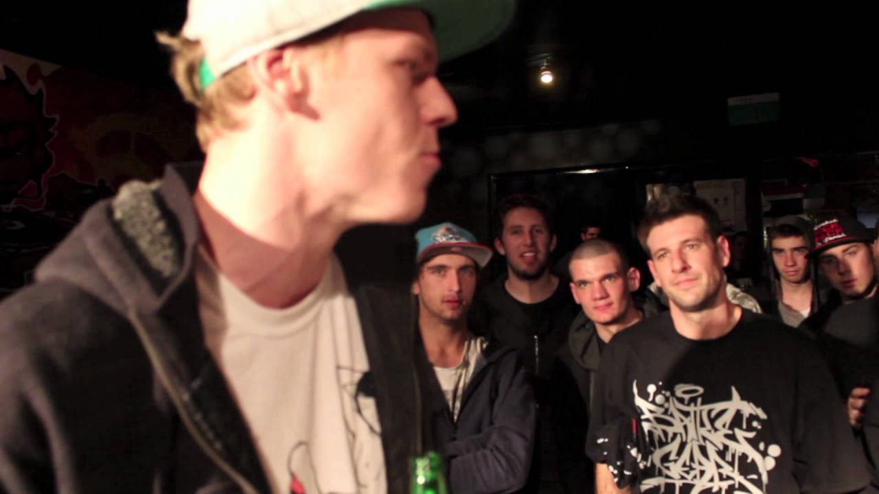 1OUTS - Sin City: KADE MC vs MESAR