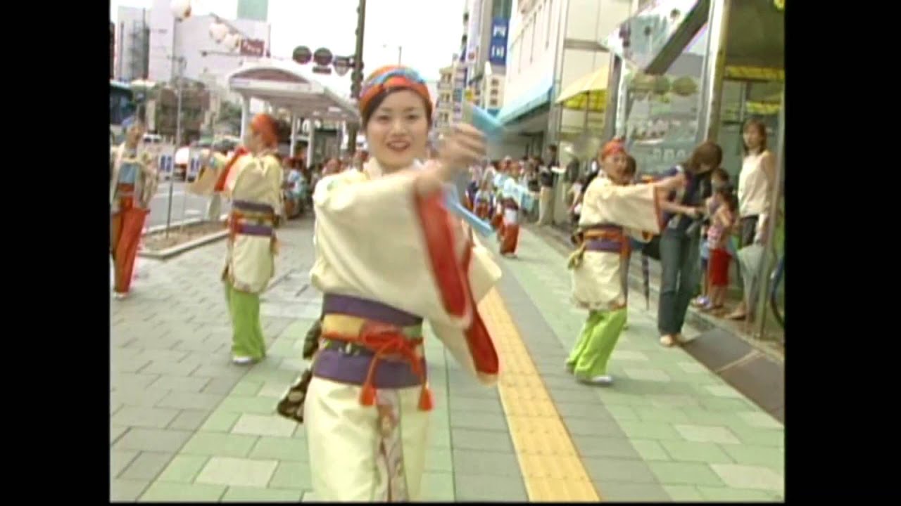 ２００２よさこい祭り　本祭１日目　「ほにや（上町競演場）」