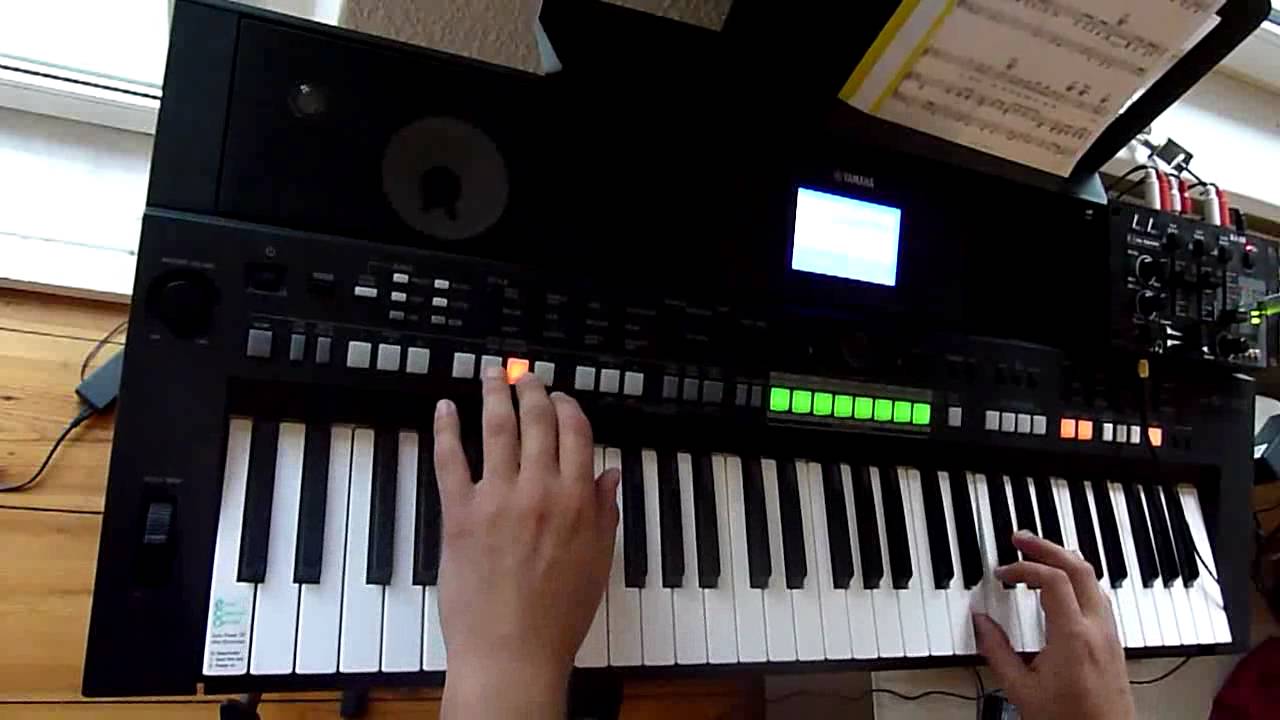 PSR S-650 / Dansul pinguinului (penguin dance): Balkan improvisation