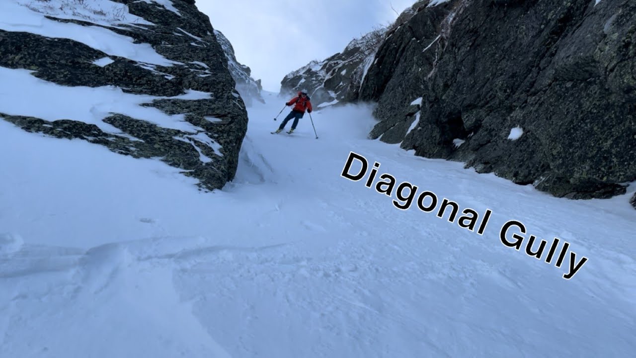 Skiing Diagonal Gully on Mt. Washington - February 2022