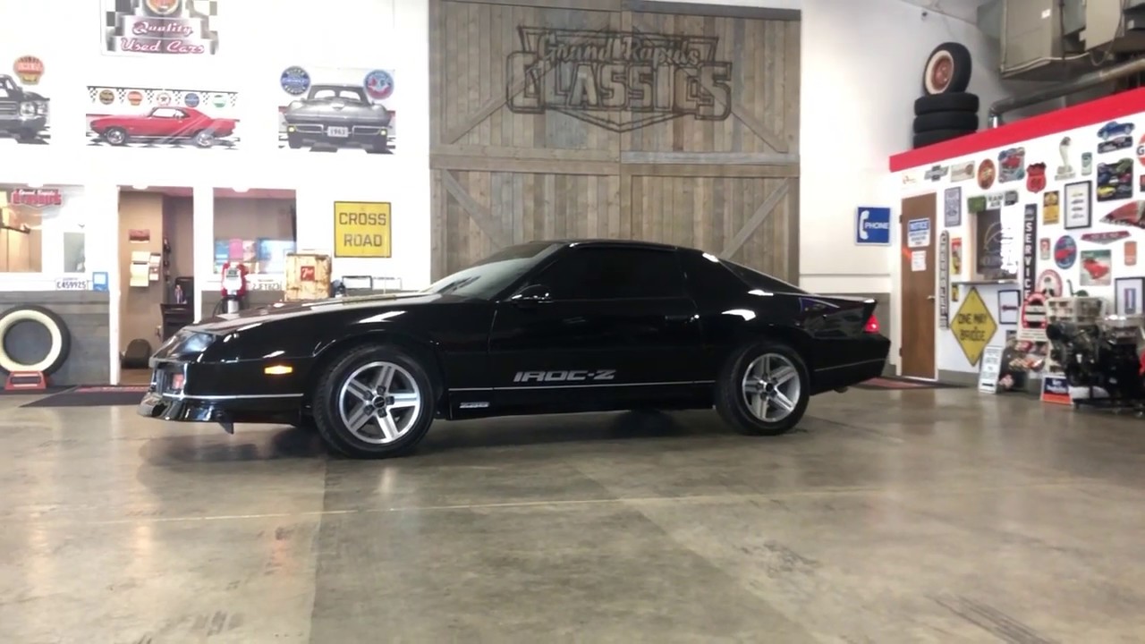 1987 Chevrolet Camaro IROC-Z 5.7L T-Tops