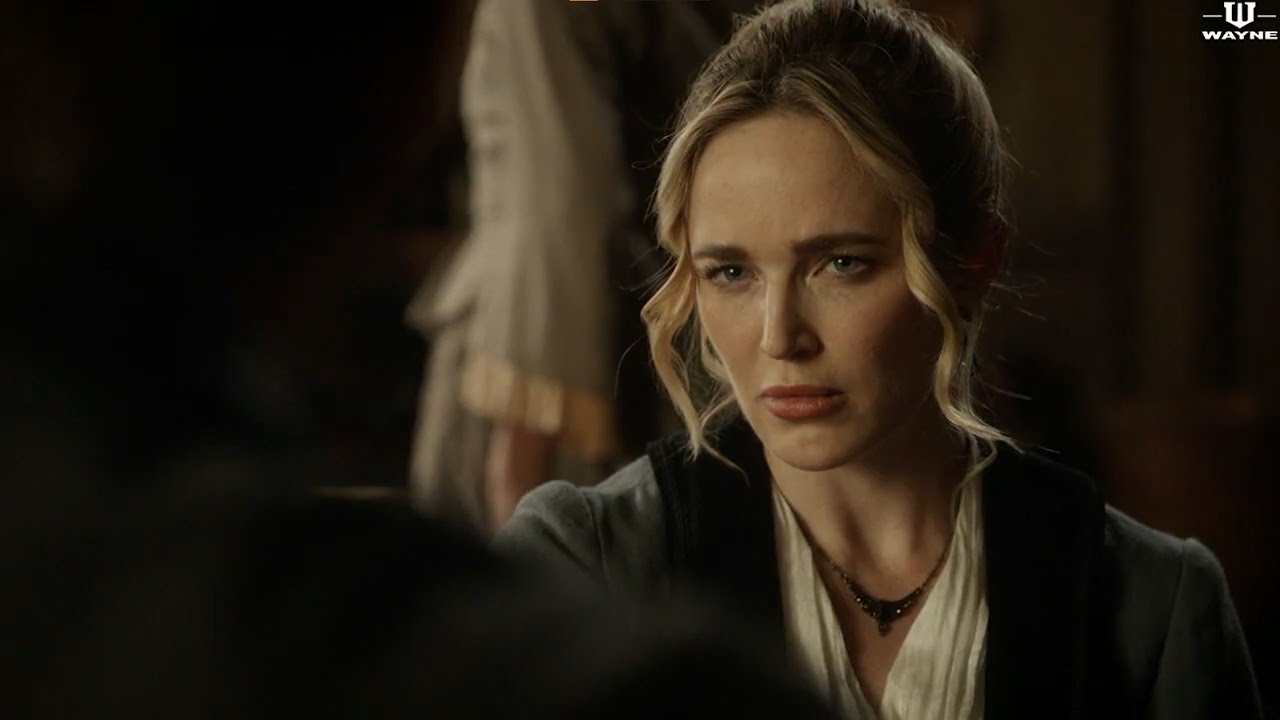 Sara Lance Talks with a Powerless Reverse Flash Eobard Thawne