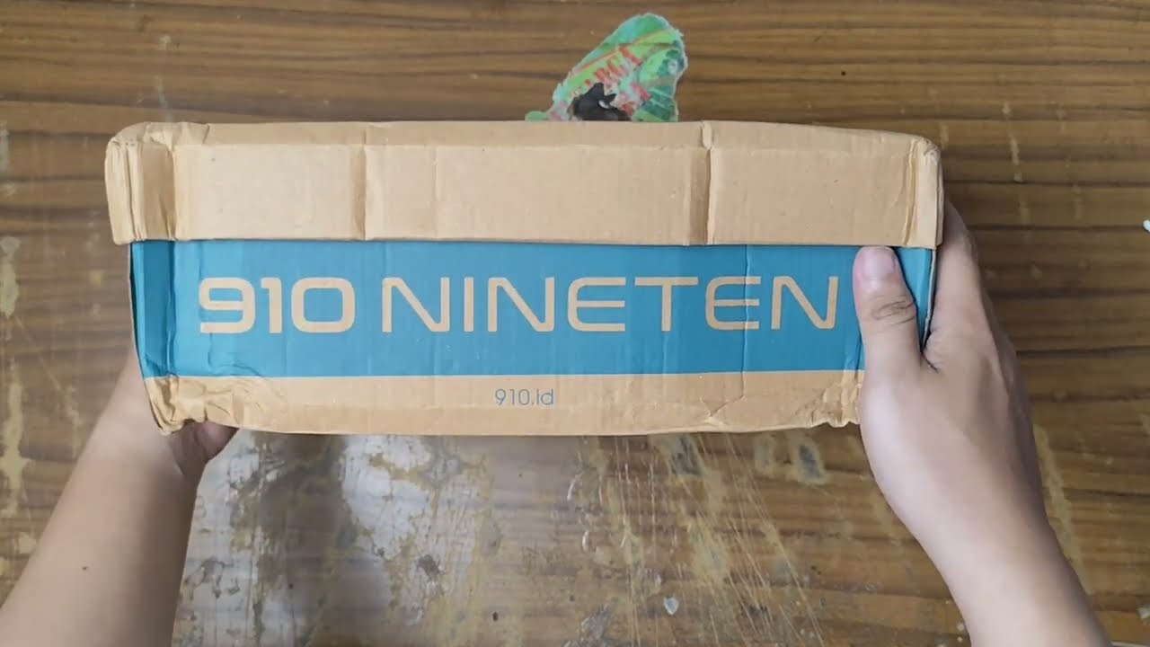 UNBOXING SEPATU LARI 910 HAZE VELOCE