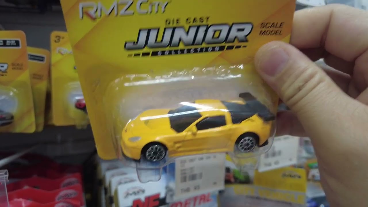 Shopping toys @ Mr. DIY, Bangkok Thailand