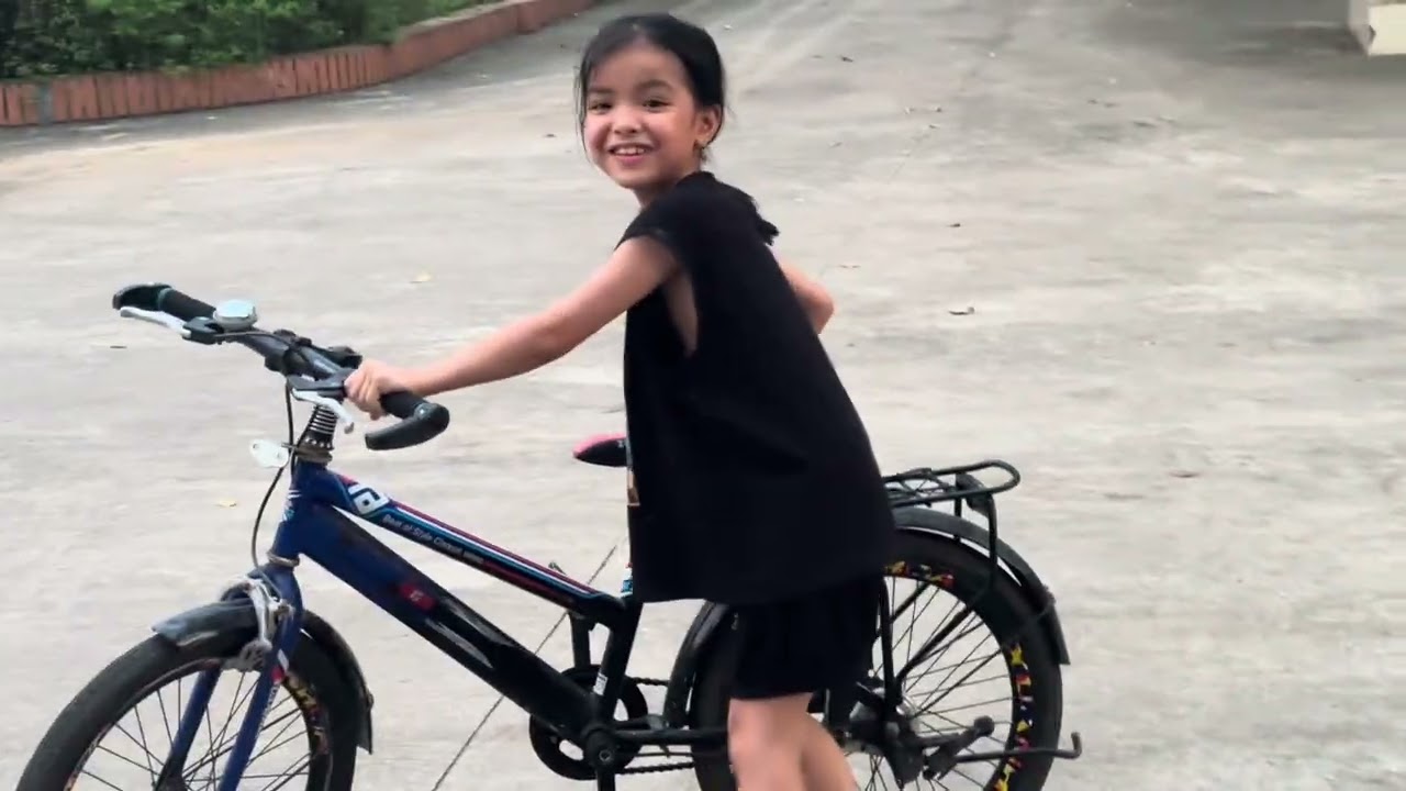 ĐI XE KIỂU NG&Agrave;Y XƯA CỦA POCA