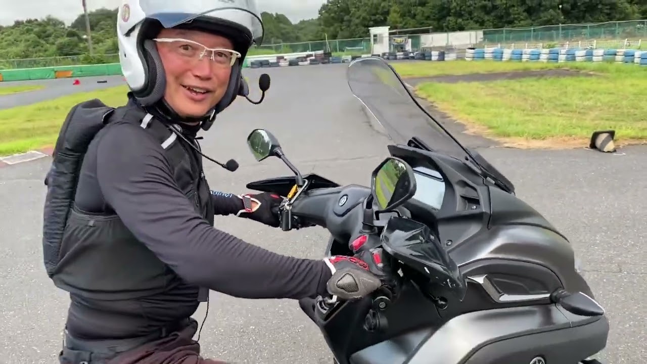 YAMAHA  TRICITY 300  トリシティ