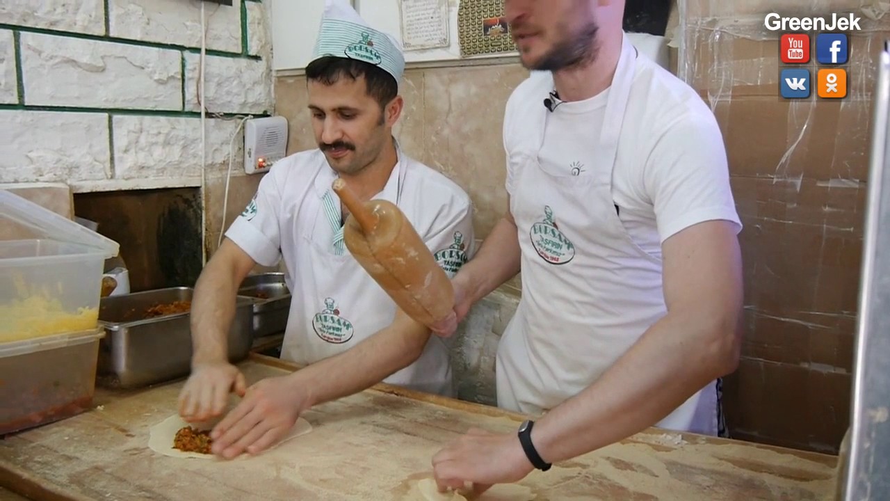 Lahmacun Tarifi - Готовим Лахмаджун - Турецкая пицца - Рецепт - Istanbul street food