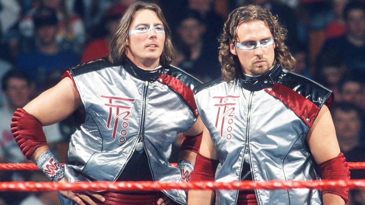 140 Wrestlers You SWEAR Never Existed
