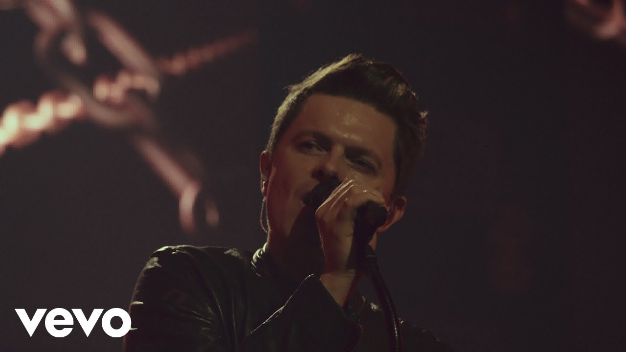 Michael Patrick Kelly - Free (Live)