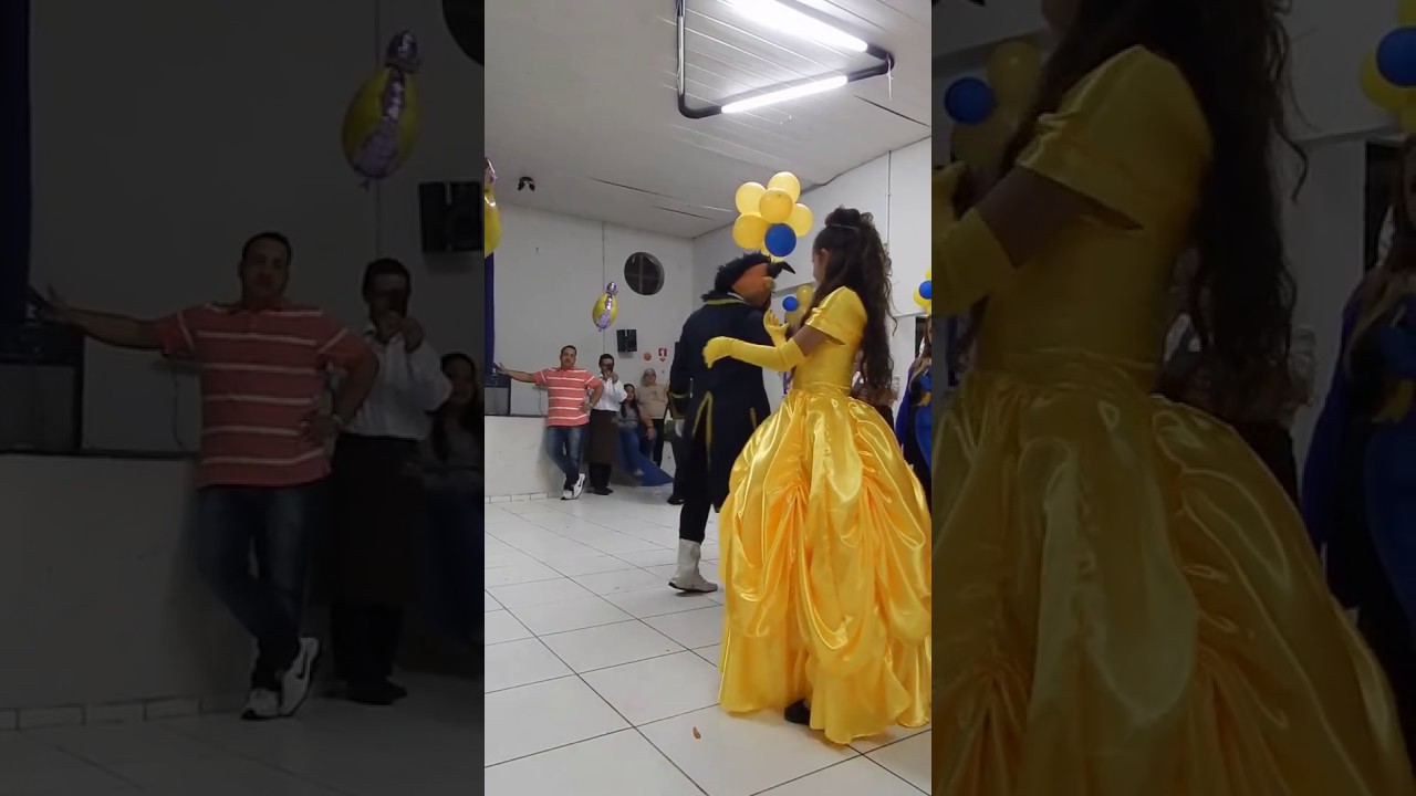 Aniversário da Manu 8 anos - A Bela e a Fera