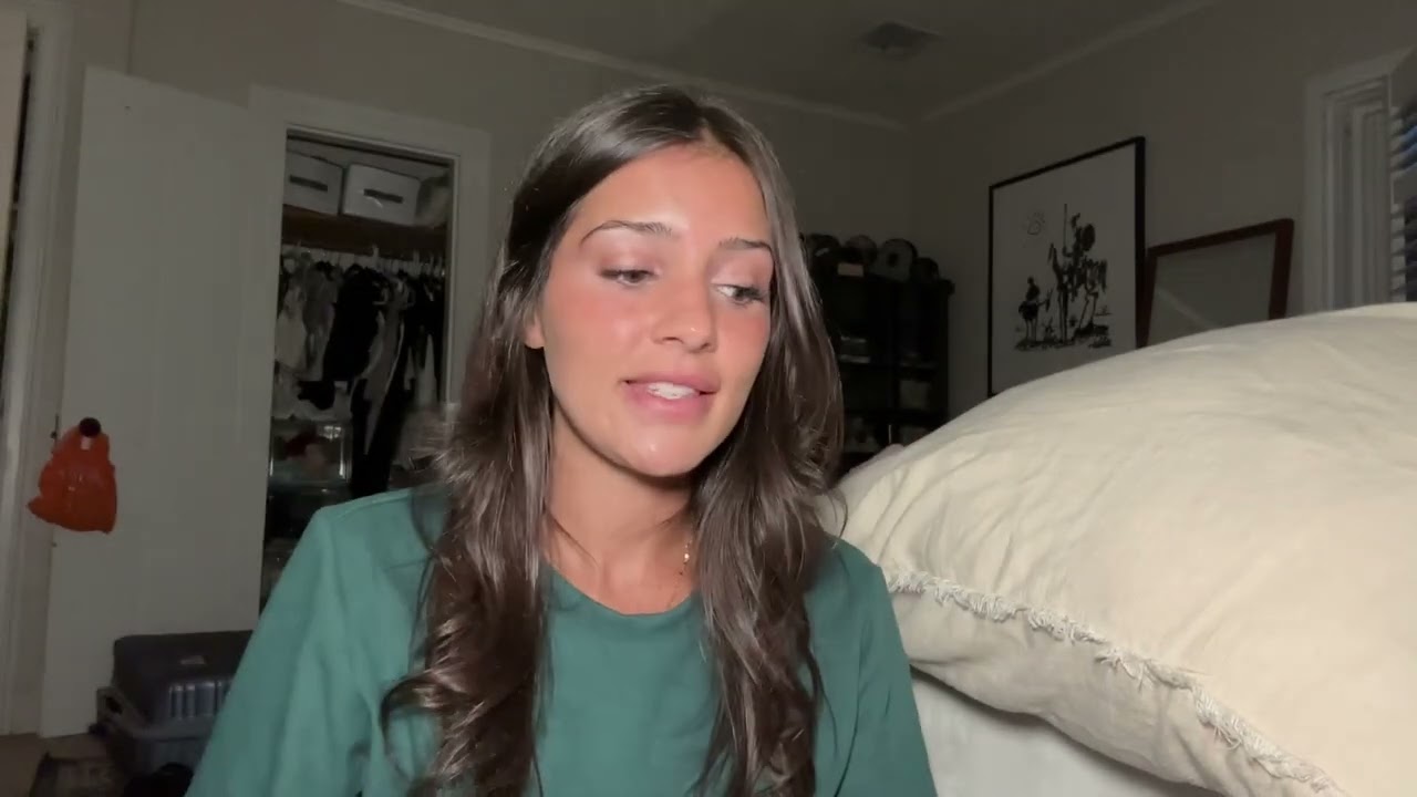 Someone has a POP UP SURPRISE coming in!!! | Chelsea Gomez