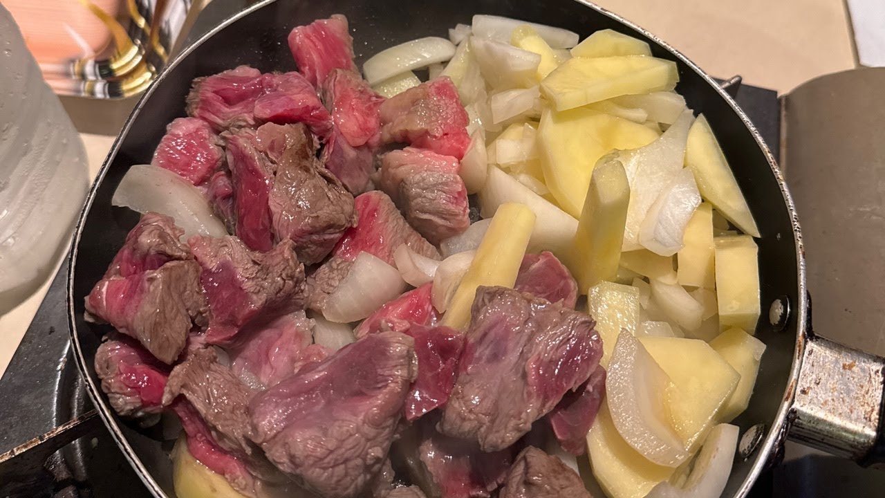 【漢のカレー🍛】　昼飯　配信中　あべしっ