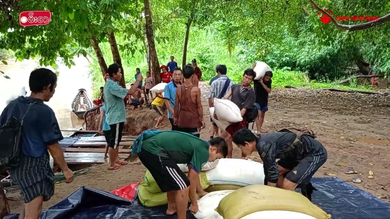 ဝမ်းစာပရိိုဂရမ်မှ စစ်ရှောင်စခန်းတစ်ခုအတွက် ဆန်အလှူမှတ်တမ်း