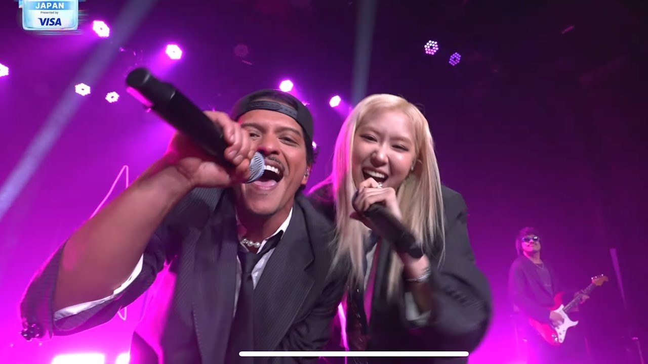 ROS&Eacute; & Bruno Mars - APT. (live from 2024 MAMA AWARDS)