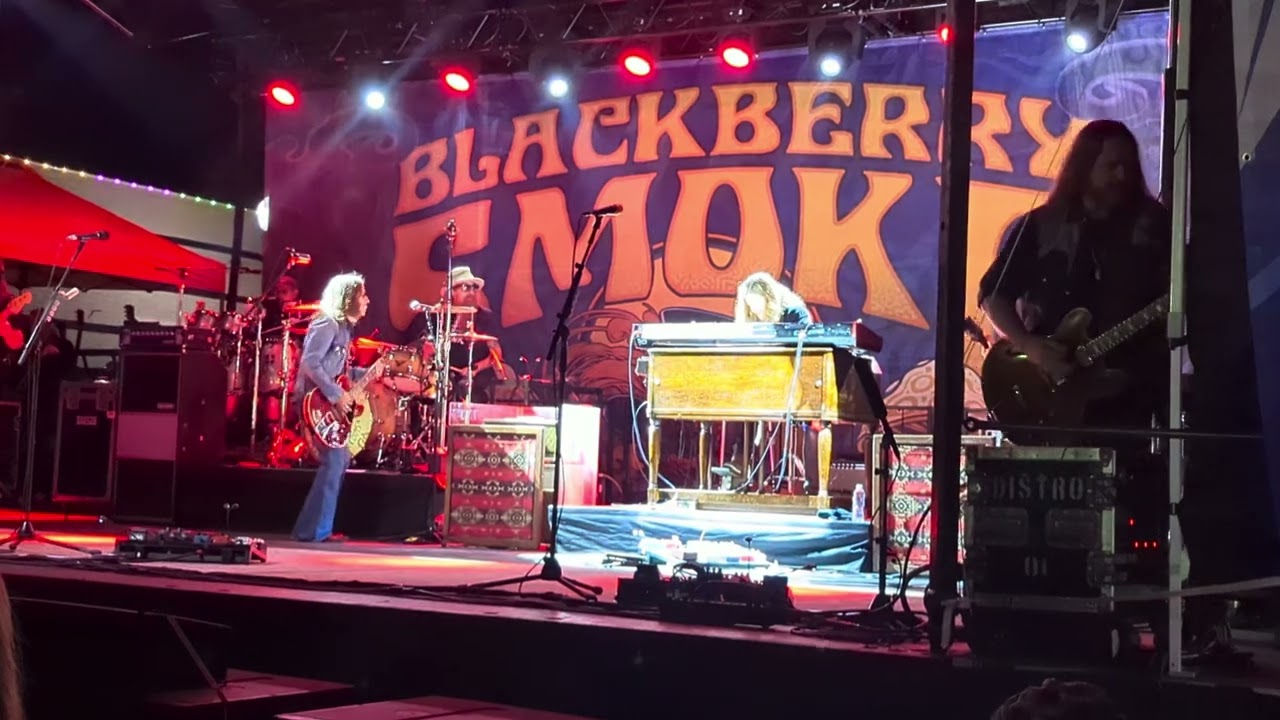 Waiting For The Thunder - BlackBerry Smoke Live in Conroe TX 2023